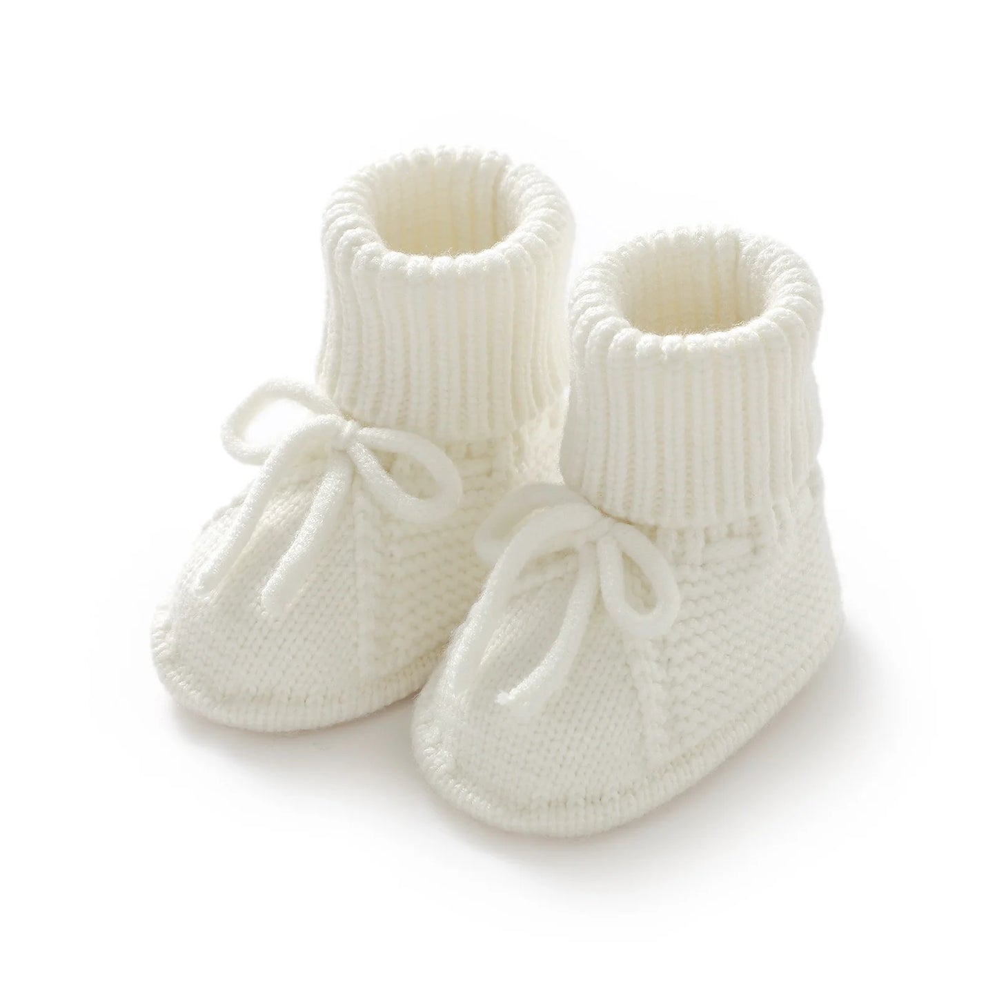LittleMaylah™ Knitted Baby Booties (0–18M) Soft, cozy, and adorable knitted baby shoes for newborn boys and girls. Perfect for keeping tiny feet warm and stylish. Ideal for everyday wear or as a baby shower gift.