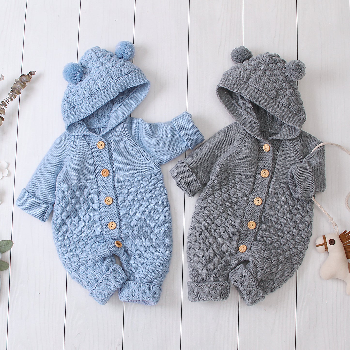 Bébé Hooded knitted jumpsuit