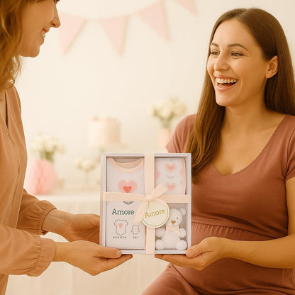 Newborn Baby Gift Set – 4 Piece White Unisex Baby Gift Box with Bodysuit, Bib, Socks & Soft Toy – Newborn Essentials for Baby Shower Gifts, Gener Reveal Gifts, New Baby Gift Hamper (White 0-3 Months)