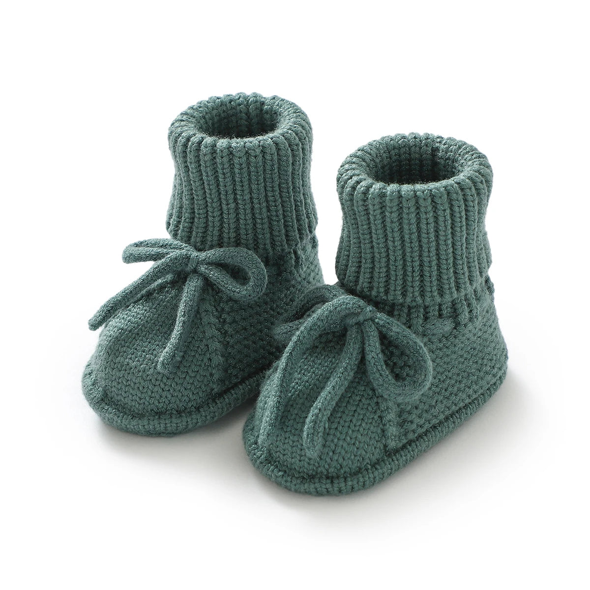 LittleMaylah™ Knitted Baby Booties (0–18M) Soft, cozy, and adorable knitted baby shoes for newborn boys and girls. Perfect for keeping tiny feet warm and stylish. Ideal for everyday wear or as a baby shower gift.