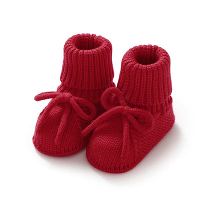 LittleMaylah™ Knitted Baby Booties (0–18M) Soft, cozy, and adorable knitted baby shoes for newborn boys and girls. Perfect for keeping tiny feet warm and stylish. Ideal for everyday wear or as a baby shower gift.