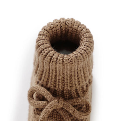 LittleMaylah™ Knitted Baby Booties (0–18M) Soft, cozy, and adorable knitted baby shoes for newborn boys and girls. Perfect for keeping tiny feet warm and stylish. Ideal for everyday wear or as a baby shower gift.